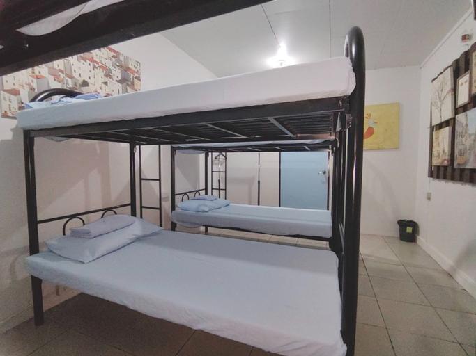 Bedroom 4, Nappers Hostel, Cebu City
