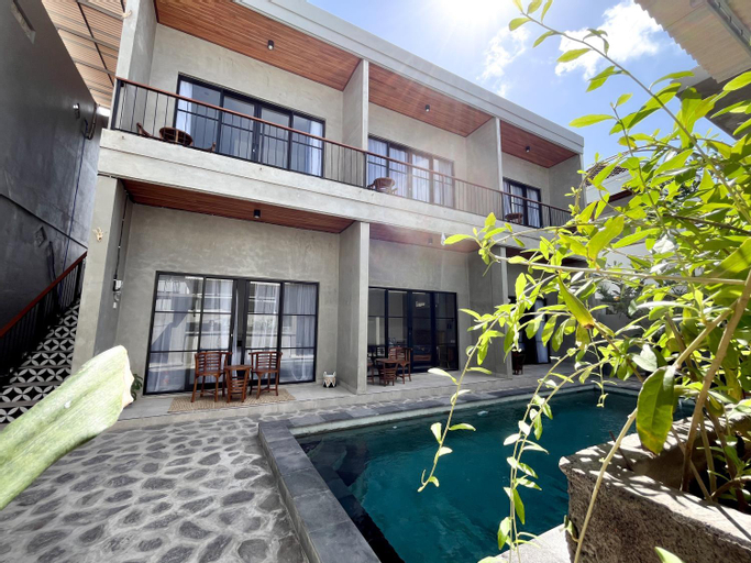 Swimming Pool 10