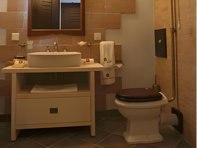 Bathroom 4, Oasis Resort And Spa, Tsarevo