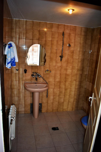 Bathroom 3, Hotel Bilyana, Lovech