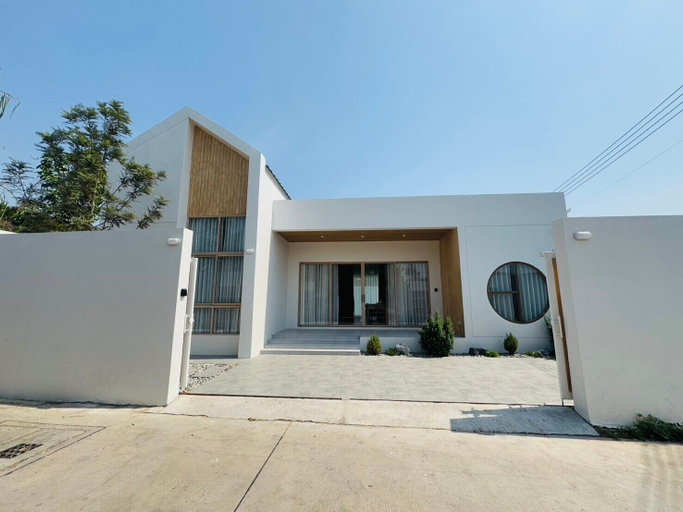 Exterior & Views 2, Level TWO pool villa Sriracha, Si Racha
