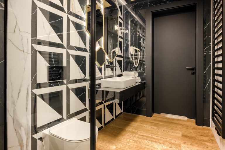 Bathroom 3, Zlota Residence & SPA - 500m od Krupowek, Tatra