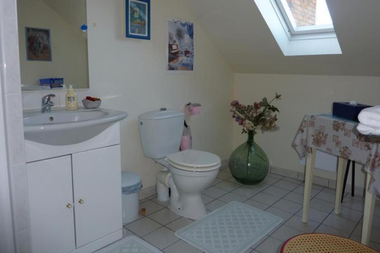 Bathroom 3, Le Buisson, Indre-et-Loire