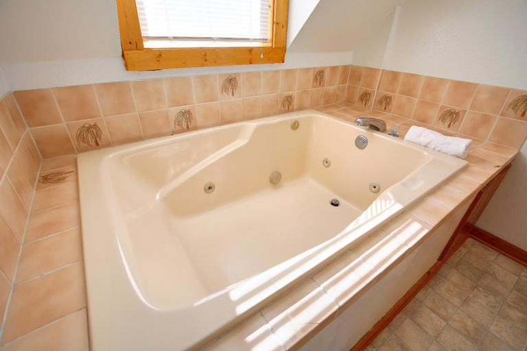 Bathroom 2, Barrier Island Station, Dare