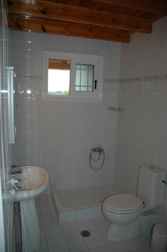 Bathroom 3, Iron House, Ionian Islands