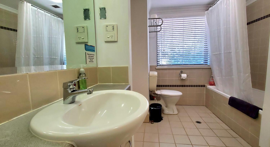 Bathroom 4, Urban CBD Perth A GEM 1Bedroom Apartment, Perth