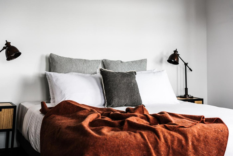 Bedroom 2, Sydney Park Hotel, Marrickville