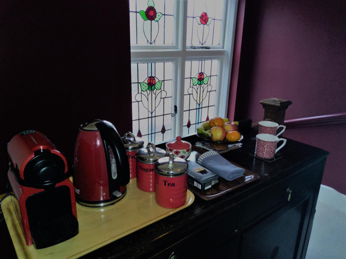 Others 3, Crystal Palace B&B, London