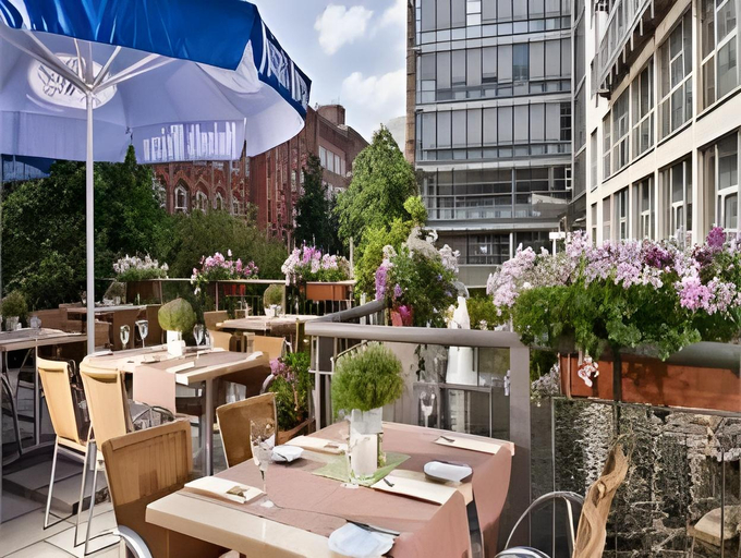 Food & Drinks 5, Victor's Residenz-Hotel Berlin Tegel, Berlin