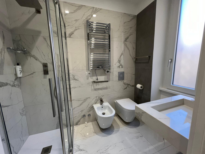 Others 5, Vittoria's Luxury Rooms, Roma