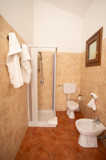 Bathroom 2, Monte Pirastru, Sassari