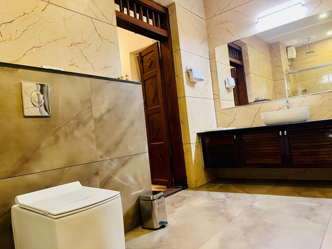 Bathroom 4, Nature Sanctuary Urumbi Hills, Idukki