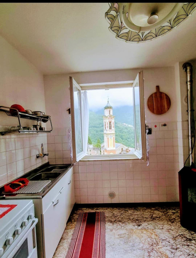 Dining Room 4
