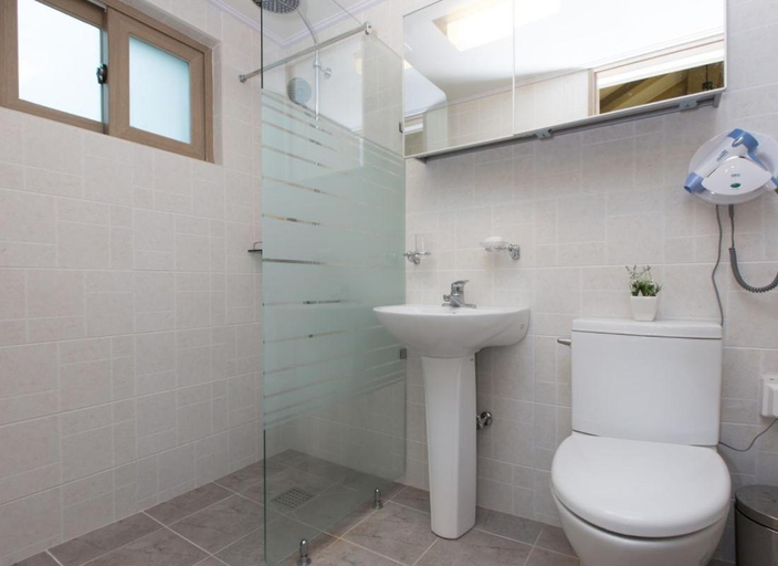 Bathroom 3, Jeju Soranghozen Pension, Seogwipo