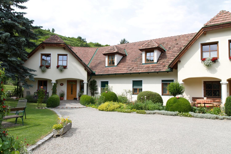Others 4, Weinberghof Ilkerl-Luf, Krems an der Donau Stadt