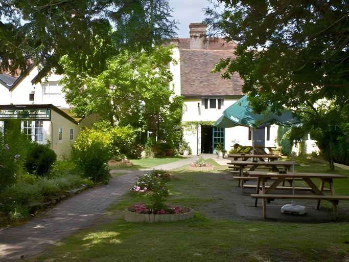 Exterior & Views, The Bent Arms, West Sussex