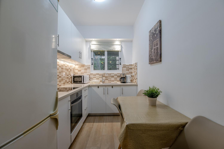 Others 5, Kallithea Gardenspot, Attica