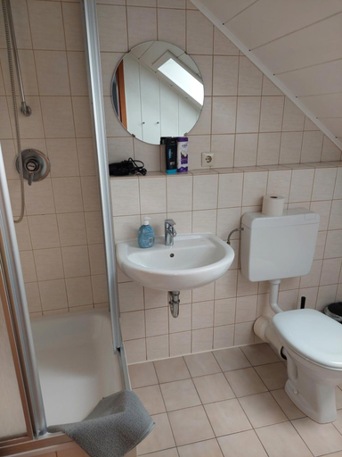 Bathroom 5, Landhaus Luttum, Verden