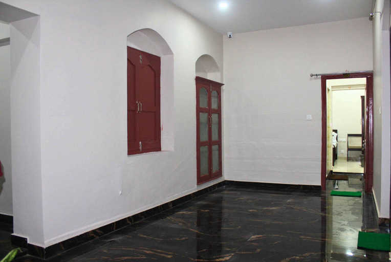 Others 5, Hotel Yubraj, Puri