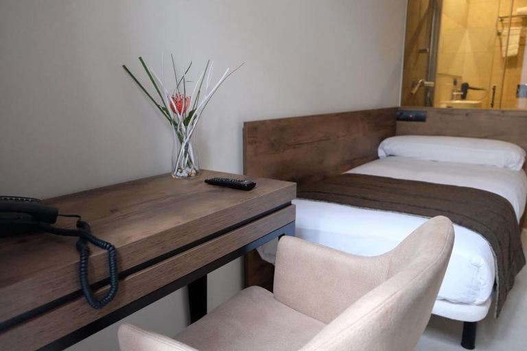 Bedroom 3, Via Aetcal Hotel & Wellness, A Coruña