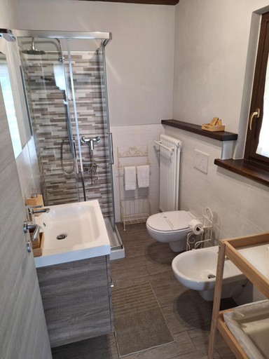 Bathroom 3, Locanda del Sasso Rooms, Verbano-Cusio-Ossola