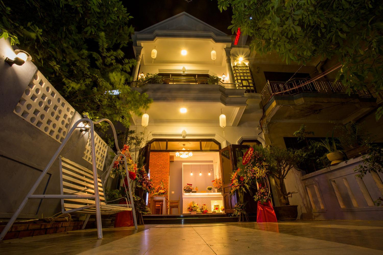 Shark Homestay, Huế