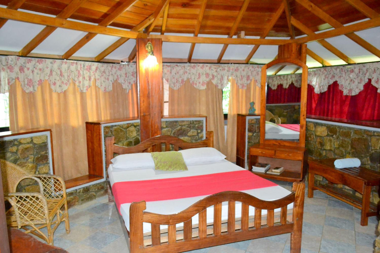 Bedroom 4, Green Valley Holiday Resort, Hildummulla
