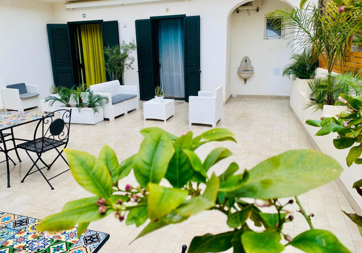 Others 3, Bed and Breakfast Arco dei cappuccini, Messina