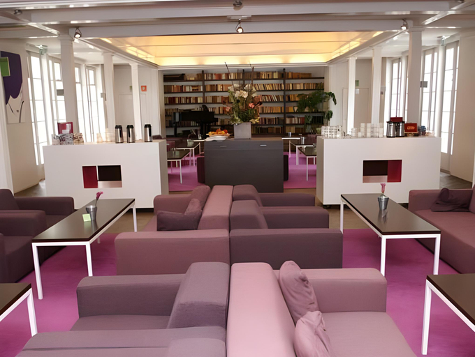 Public Area, Landgoed ISVW, Leusden