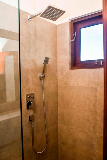 Bathroom 3, Surfside Serenity Ahangama, Habaraduwa