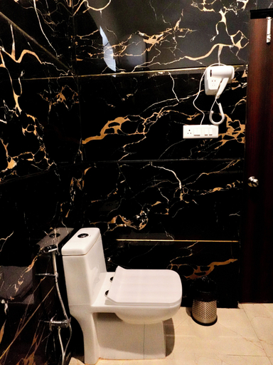 Bathroom 4, Radha Kunj Resort, Ajmer