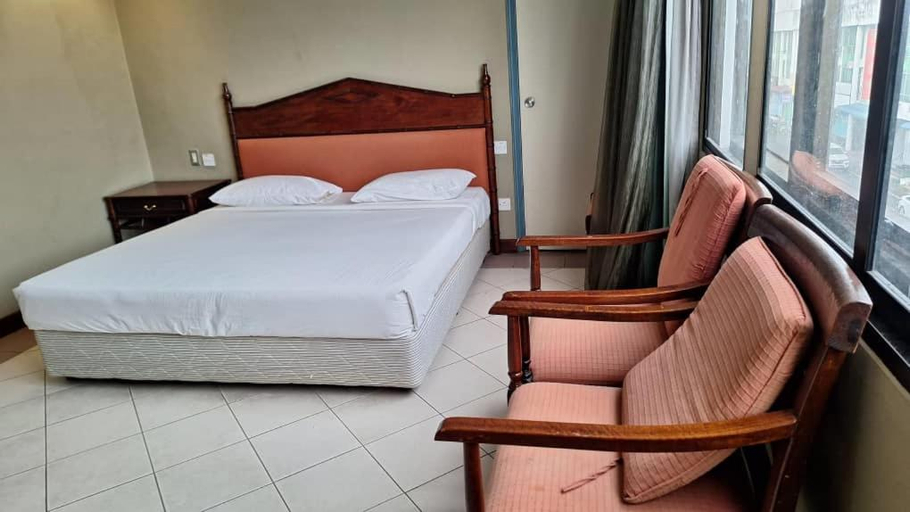Bedroom 4, Hotel Ming Kiong, Meradong