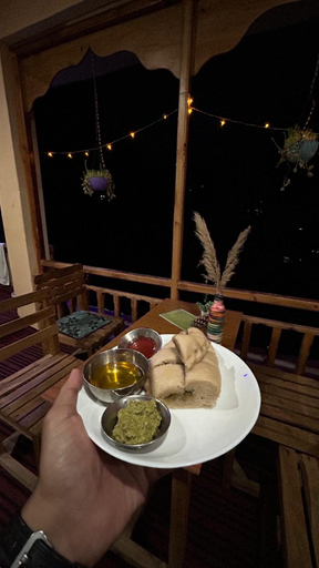 Food & Drinks 5, Mozo- Inn & Cafe, Kullu