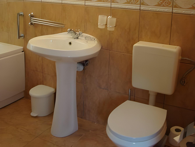 Bathroom 2, Bobrowa Dolina, Giżycko