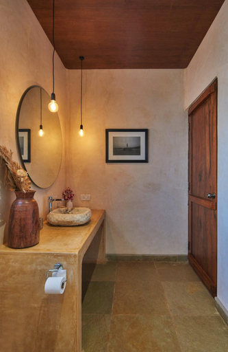Bathroom 3, Vaayu Kula mandrem, North Goa