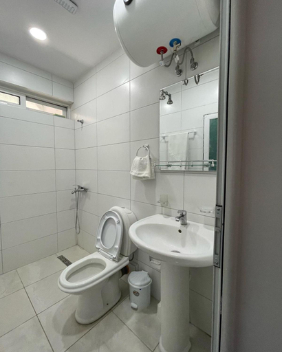 Others 5, Dauti Apartments, Sarandës