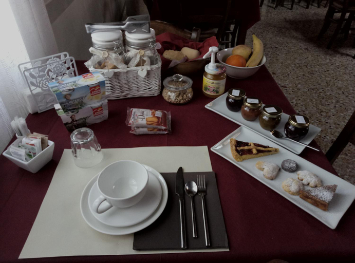 Others 4, Agriturismo da Mea, Vicenza
