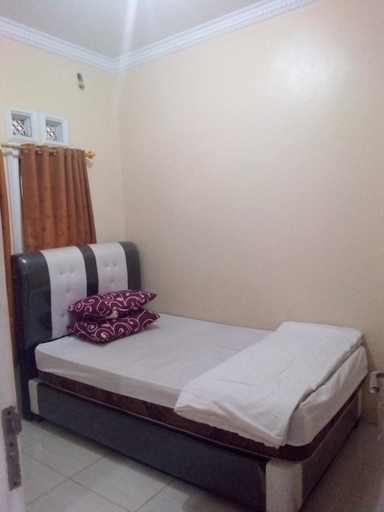 Bedroom 4, wisma wayang ajen syariah, Subang