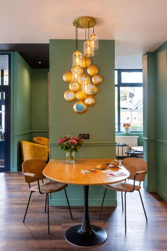 Dining Room 19