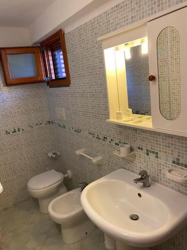 Bathroom, Villa Crimi, Messina