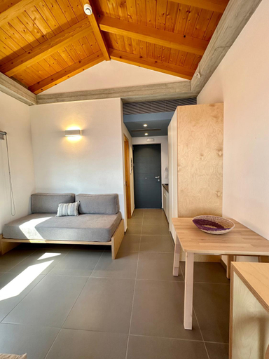 Others 5, Pasithea Suites, Peloponnese