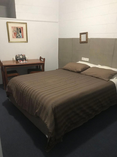 Bedroom 2, The Flinders Hotel Motel Port Augusta, Port Augusta