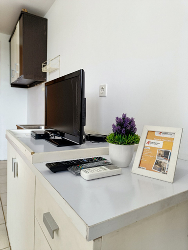 Cozy Studio Room  Apartemen Centro City by Nusalink, West Jakarta