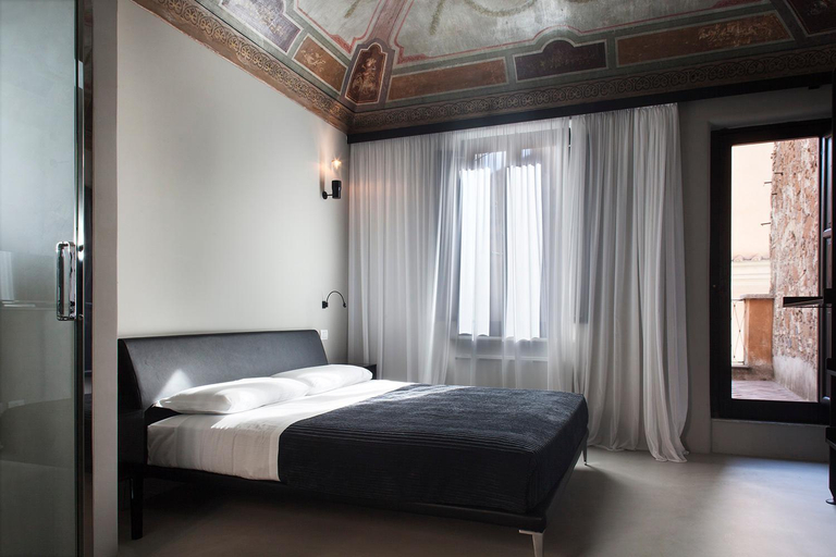 Others 5, Casa de' Coronari Suites, Rome