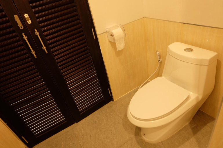 Bathroom 3, De Vine House, Muang Roi Et