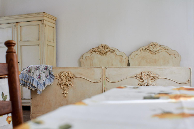 Bedroom 2, Vadrozsa Vendeghaz Racalmas, Dunaújváros