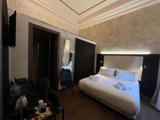 Bedroom 9
