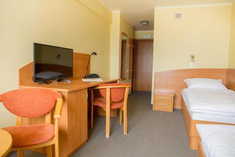 Bedroom 3, Hotel Gorzow, Gorzów Wielkopolski