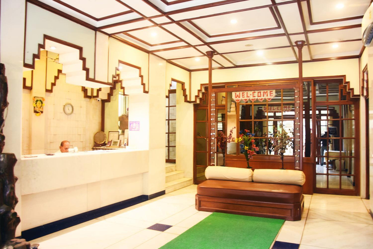 Public Area 2, Garden Hotel, Mumbai City