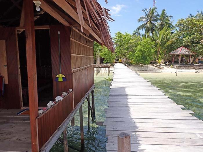 Others 2, Adefiro homestay